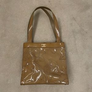 Vintage Chanel Mustered Colored Patent Leather Medium-sized Handbag